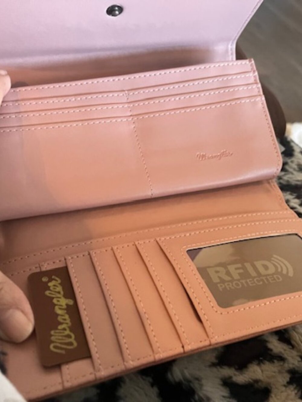 Wrangler Wallet w/Wrist Strap New - Picture 2 of 7